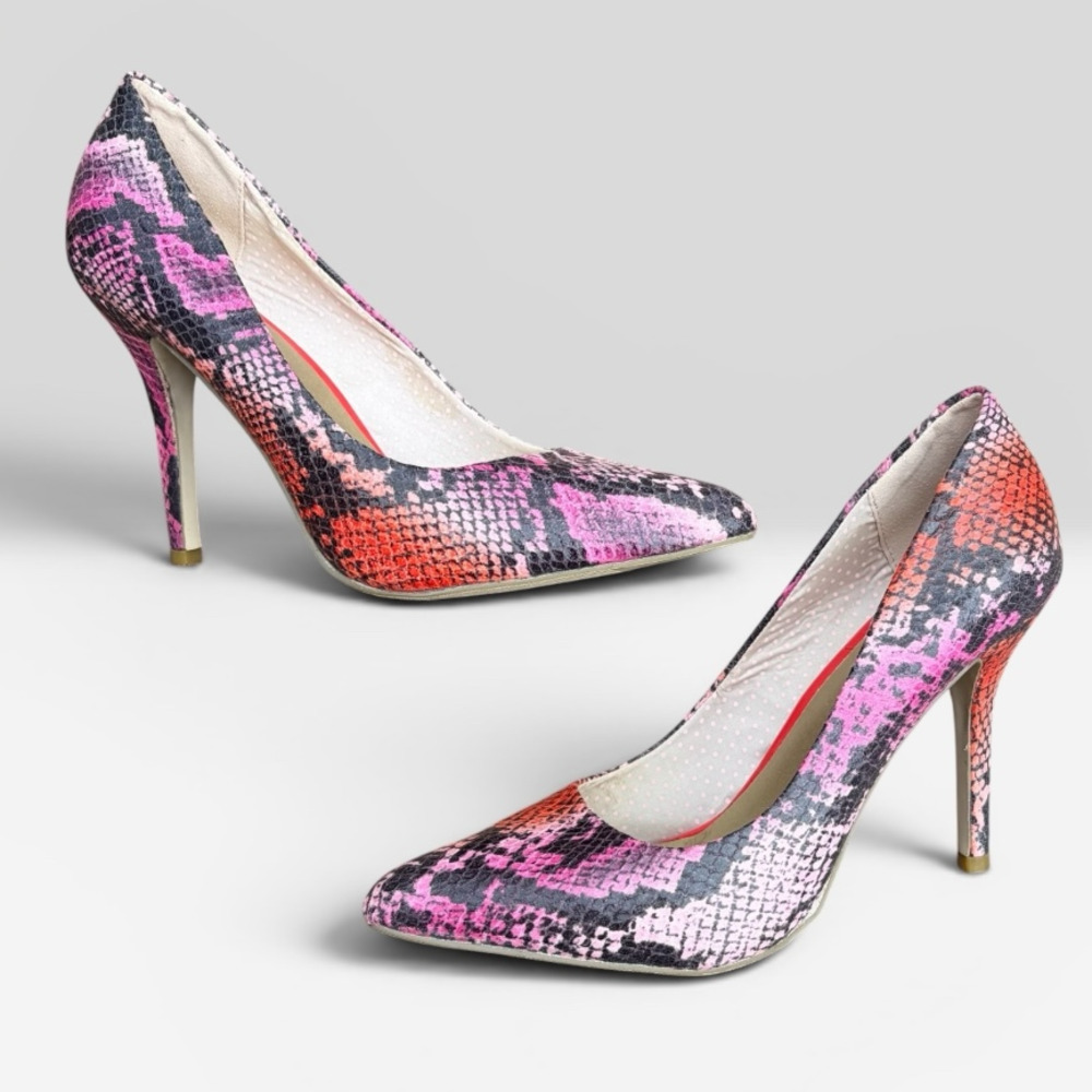 Madden Girl “Tartt” Pointed Toe Stiletto Pumps Pink Black Snake Print Size 8.5